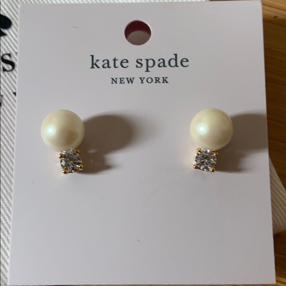 NWT authentic Kate Spade Pearl studs
